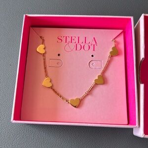 Stella and Dot heart choker necklace